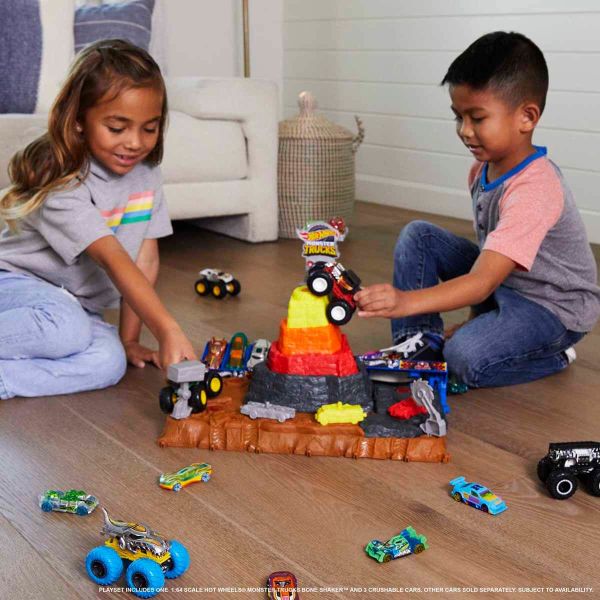 HOT WHEELS Monster Trucks Muhteşem Çarpışma Arenası Oyun Seti HNB96