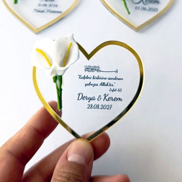 Nikah Şekeri Hediyeliği Nks-331B Gold Aynalı Pleksi Çerçeveli Şeffaf Kalp Magnet