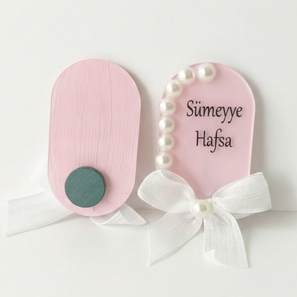 Bebek Şekeri Hediyeliği Bebe-333P Arkası Pembe İncili Elips Şeffaf Pleksi Magnet