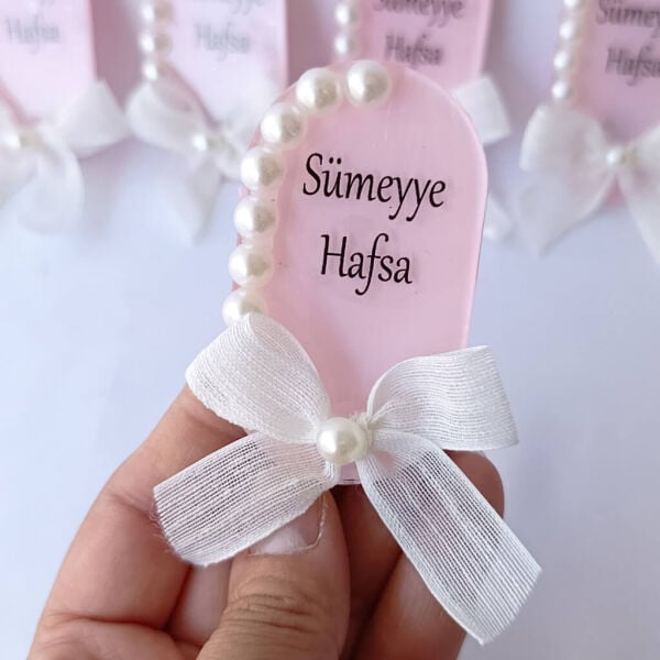 Bebek Şekeri Hediyeliği Bebe-333P Arkası Pembe İncili Elips Şeffaf Pleksi Magnet