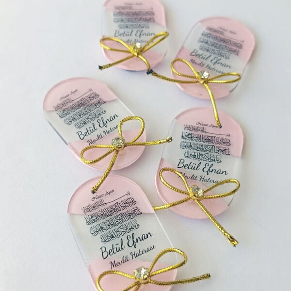 Bebek Şekeri Hediyeliği Bebe-333-2P Arkası Pembe Kristal Taşlı Elips Şeffaf Pleksi Magnet