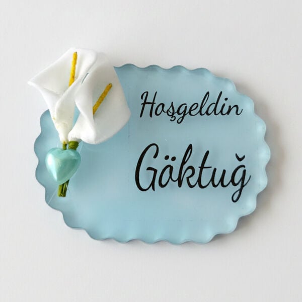 Bebek Şekeri Hediyeliği Bebe-336M Gala Çiçekli Arkası Mavi Tırtıklı Elips Pleksi Magnet