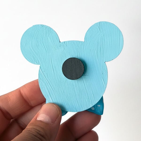 Bebek Şekeri Hediyeliği Bebe-344M Mickey Modeli Arkası Mavi Şeffaf Pleksi Magnet