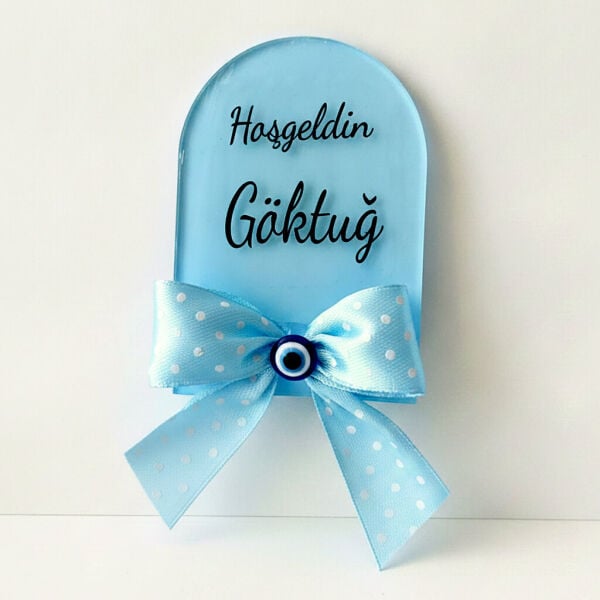 Bebek Şekeri Hediyeliği Bebe-345M Nazar Boncuklu Arkası Mavi Pencere Modeli Pleksi Magnet