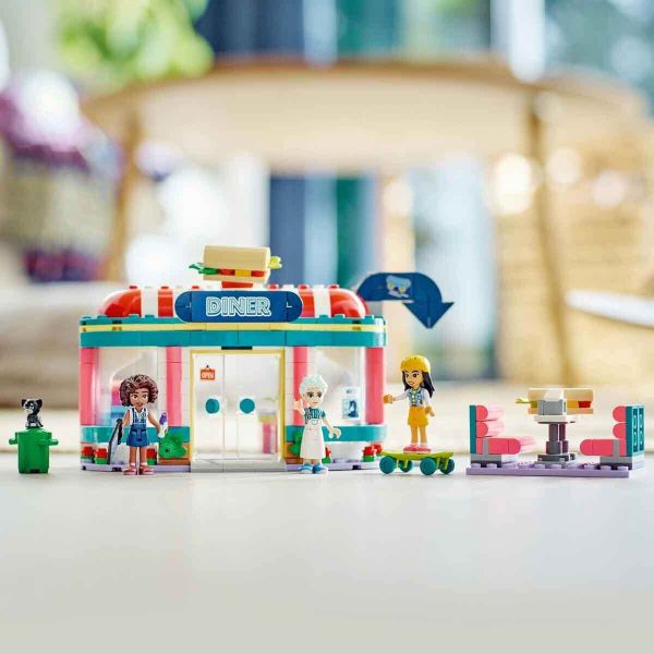 LEGO Friends Heartlake Şehir Merkezi Restoranı Yapım Seti LFR-41728