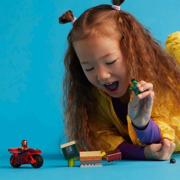 LEGO Marvel Motosikletli Iron Man ve Hulk Yapım Oyuncak Seti LMV-76287