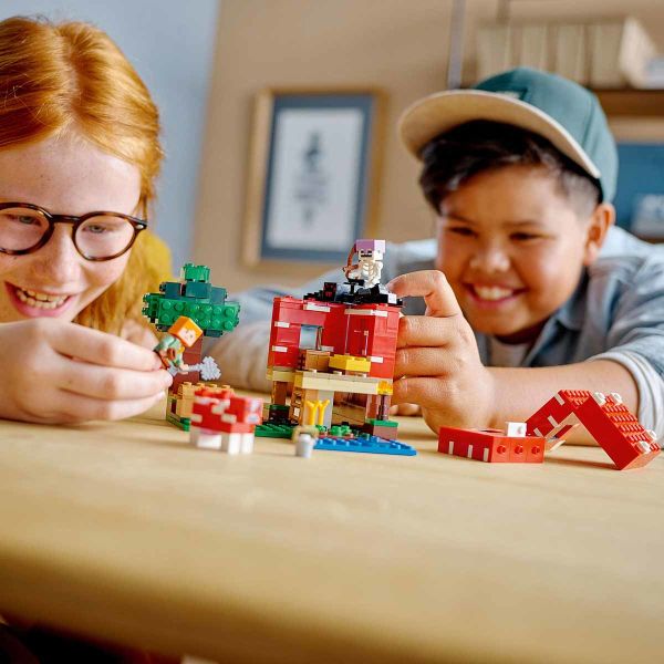 LEGO Minecraft Mantar Evi Yapım Oyuncak Seti LMC-21179