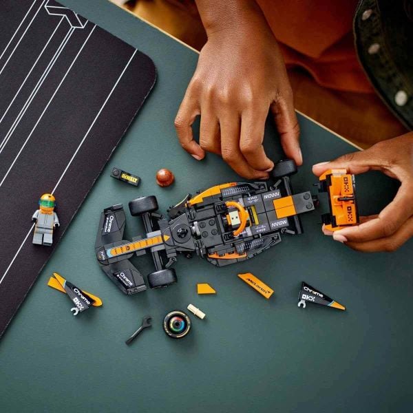 LEGO Speed Champions 2023 McLaren Formula 1 Yarış Arabası LSP-76919