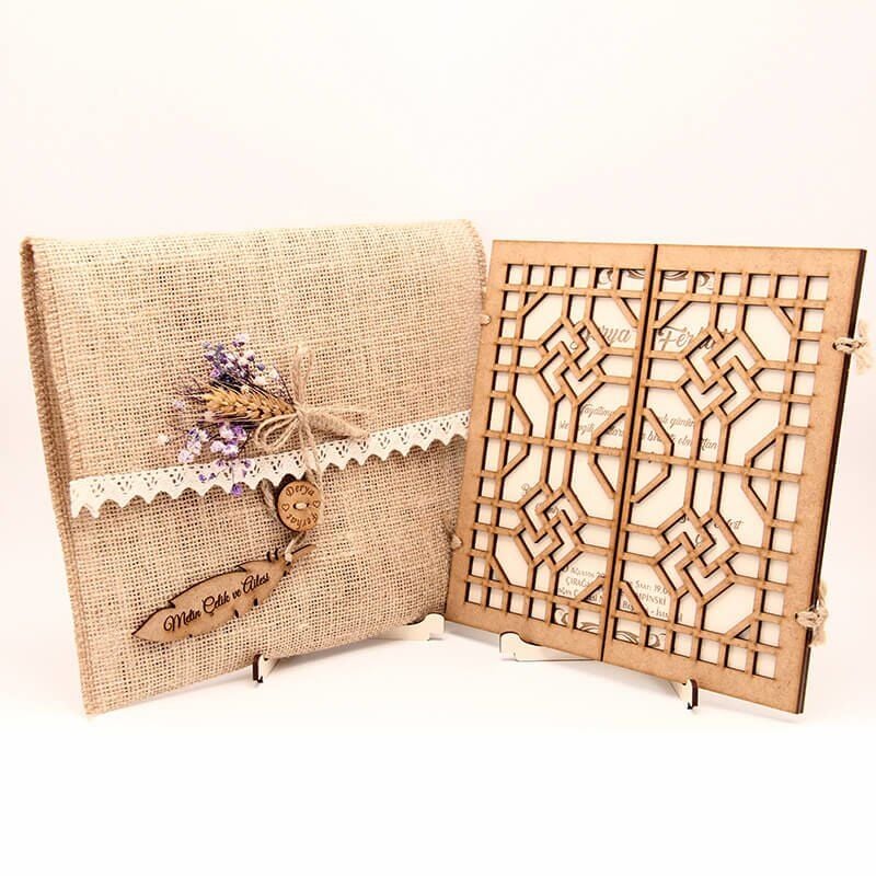 Ahşap Düğün Davetiyesi Modelleri İç İçe Geçmiş Kare Desen Davetiye AHD-3080a